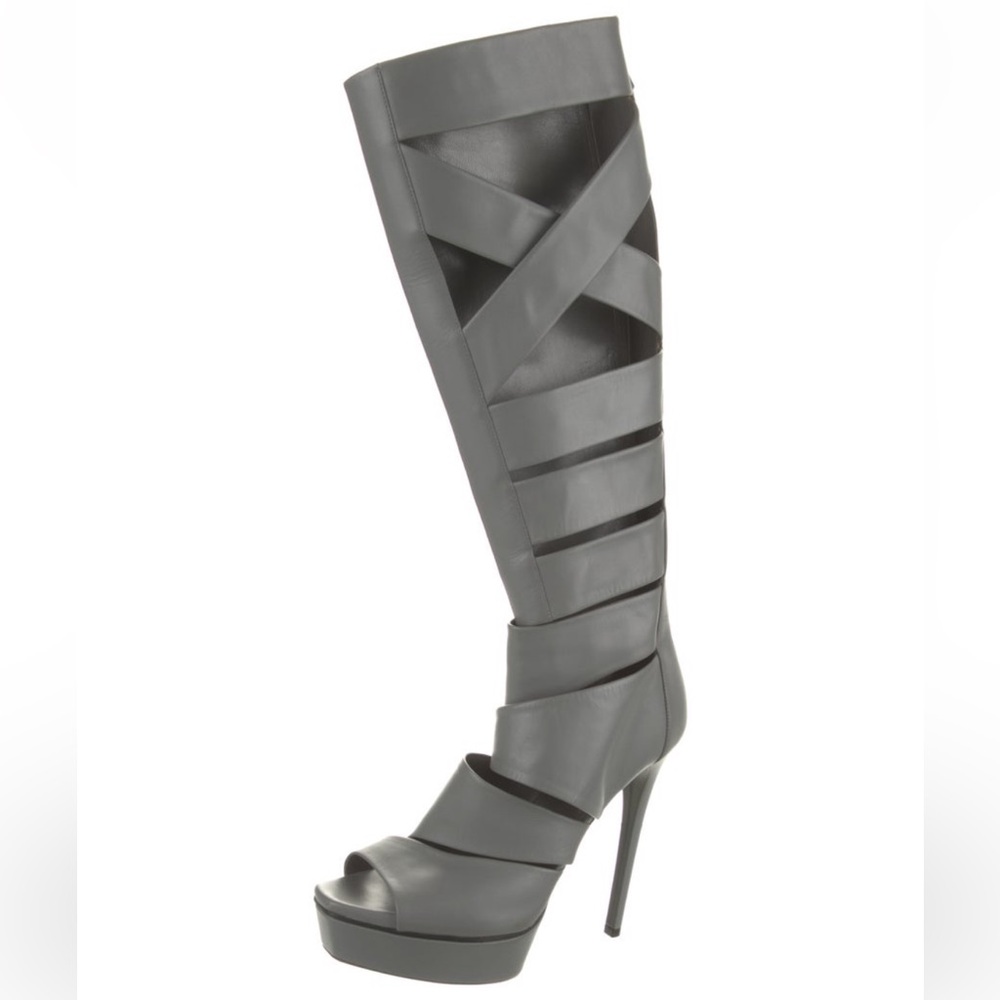 Gucci Helena Cut Out Pattern Calfskin Boots size 8.5 - Picture 2 of 6